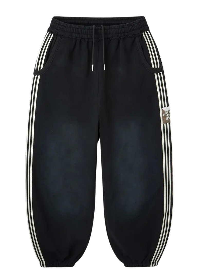 Gold+Vintage Gallery Raspberry Hills 'Black' Lil Leon Scrunch Sweats