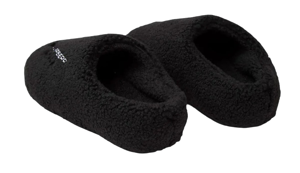 Gold+Vintage Raspberry Hills 'Black Fleece' Slippers