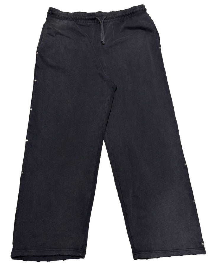 Noveaterra Studded Sweatpants