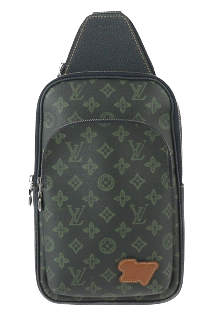 Louis Vuitton &