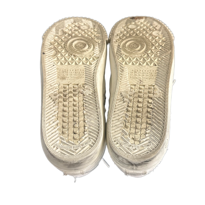 Maison Margiela 'White Round Toe' Lace Up Sneakers