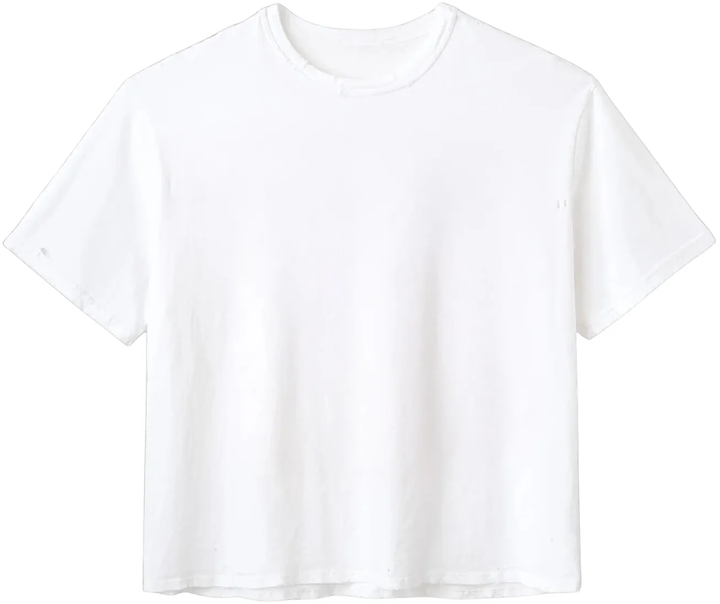 Gold+Vintage Gallery Raspberry Hills 'Distressed Blank' White Tee