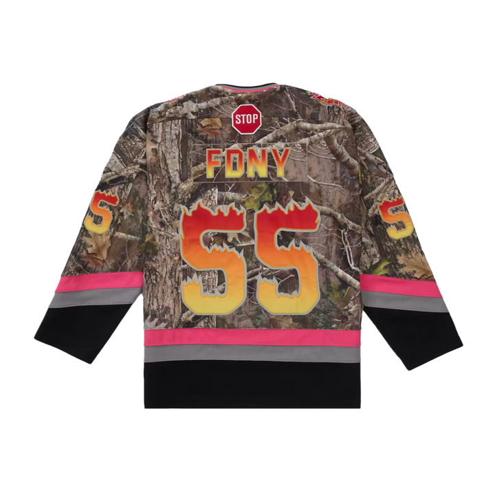 Supreme &