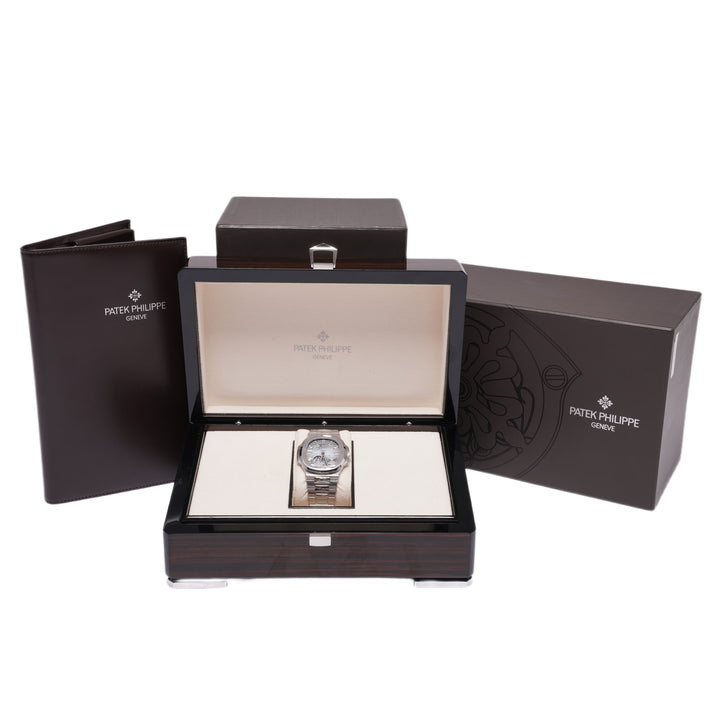 Patek Philippe Nautilus 'Moon Phases' Stainless Steel Blue Dial Watch 2024 5712/1A-001