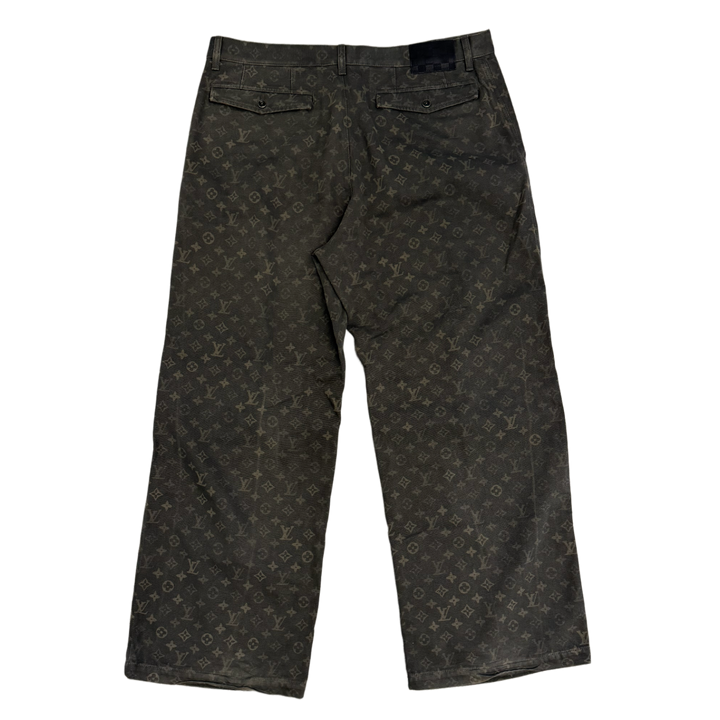 Louis Vuitton &