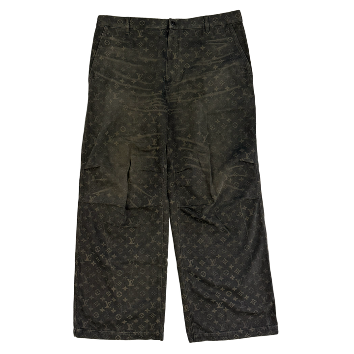Louis Vuitton &