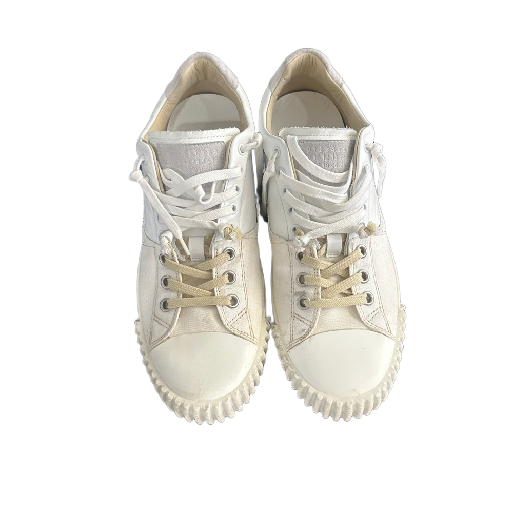 Maison Margiela 'White Round Toe' Lace Up Sneakers