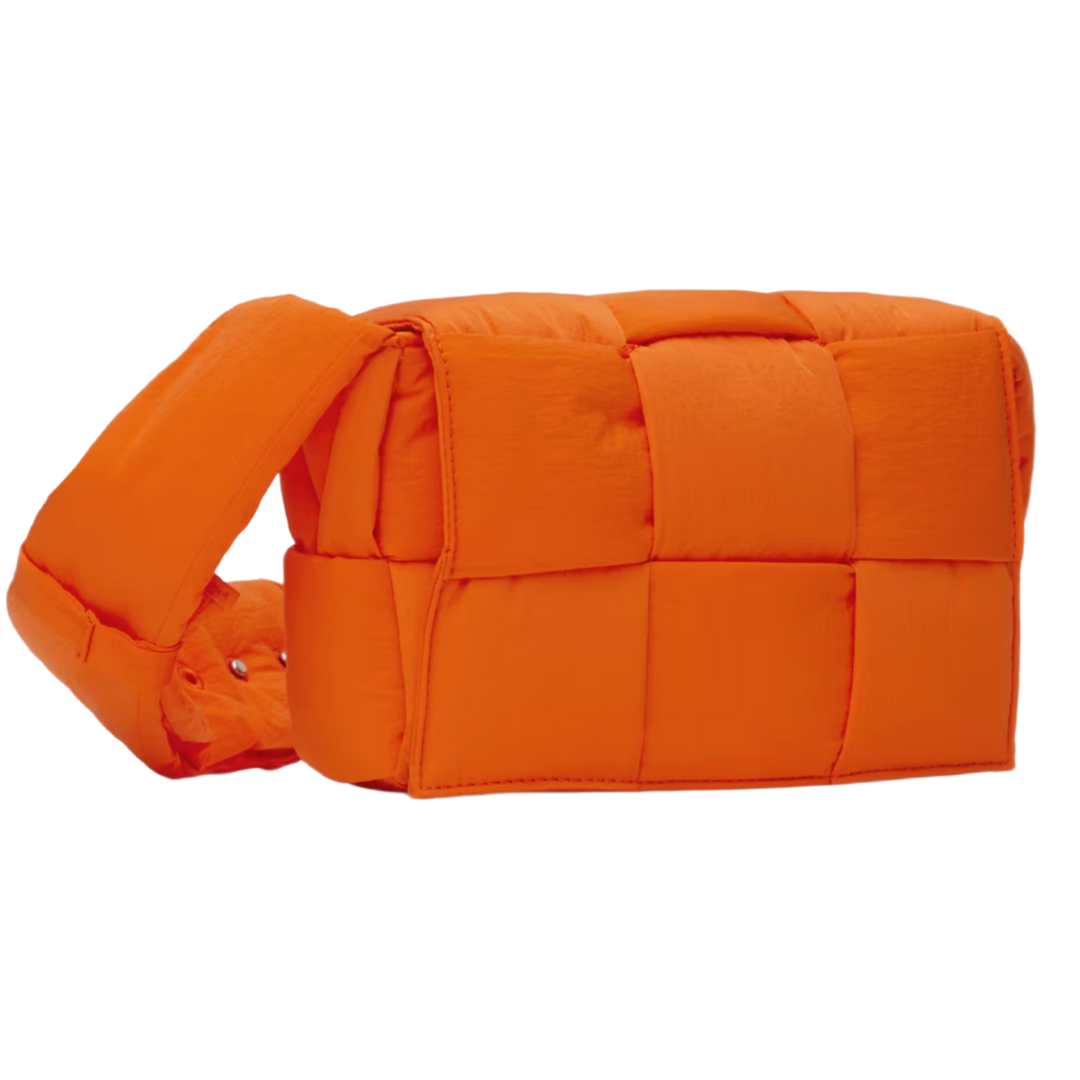 Bottega Veneta &