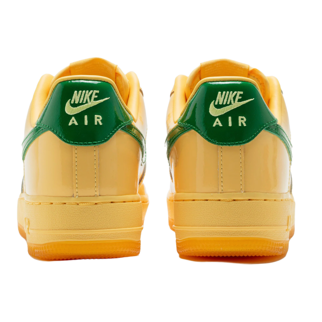 Nike Air Force 1 Low &