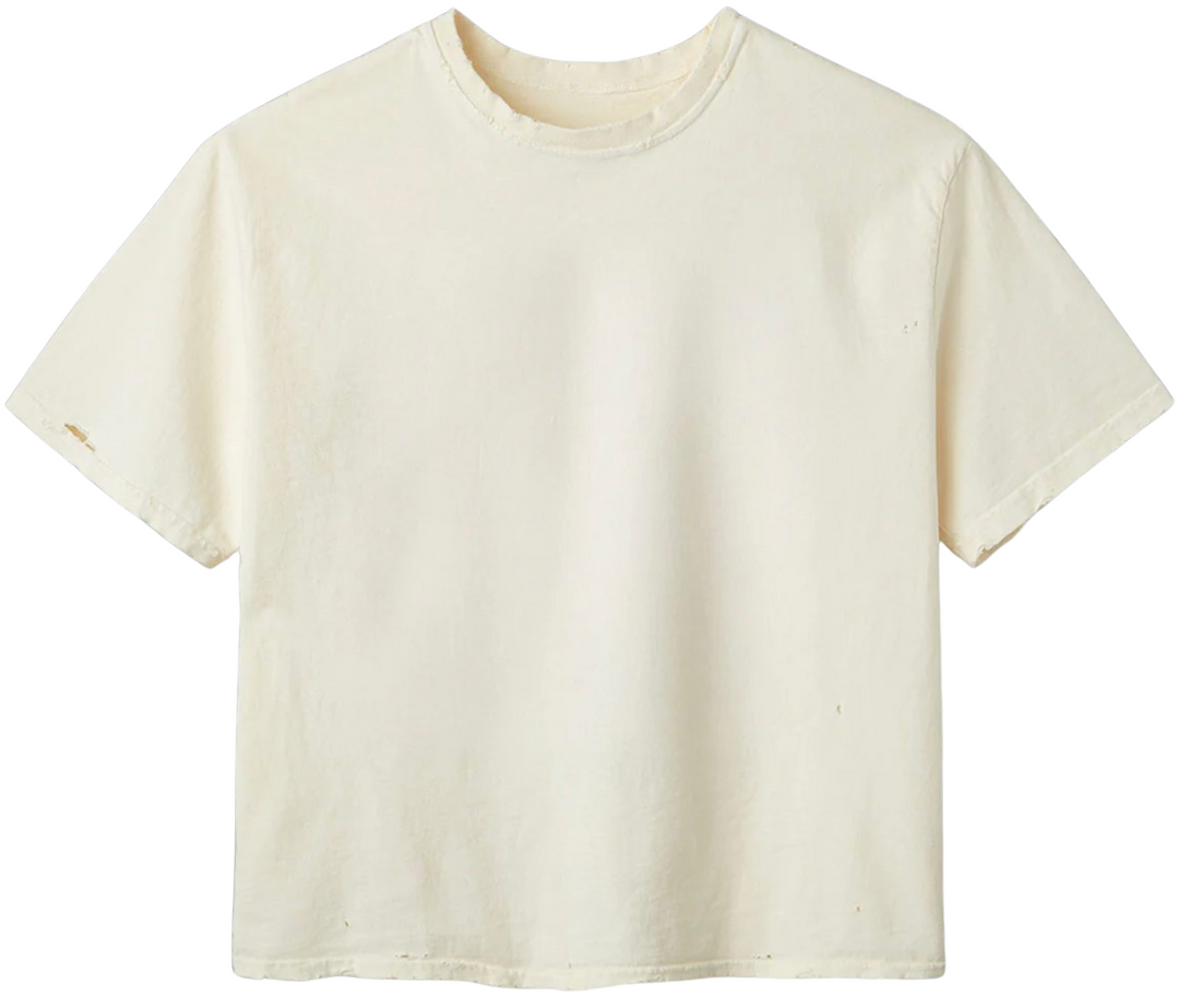 Gold+Vintage Gallery Raspberry Hills 'Distressed Blank' Cream Tee