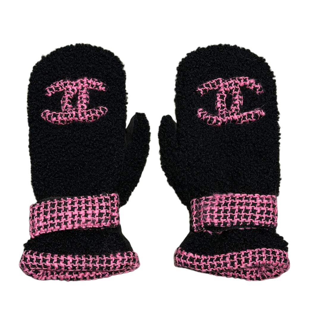 Chanel CC Logo 'Black/Pink' Shearling Tweed Mittens Gloves