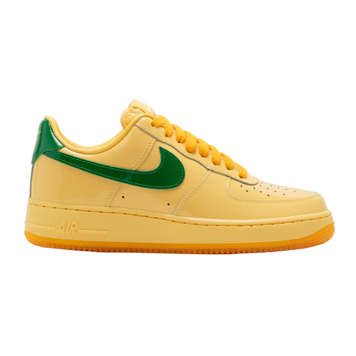 Nike Air Force 1 Low &