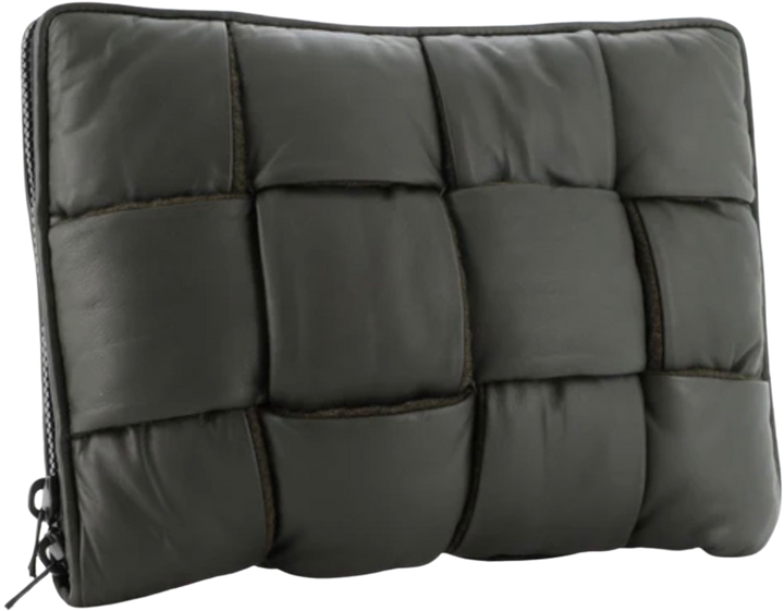 https://res.cloudinary.com/dyql5hig8/image/upload/v1748033425/ylhumlhvequcsjh8kwxg.png